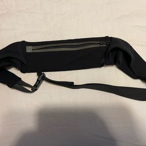 Lululemon Fast and Free Running Belt (Unisex) - Black